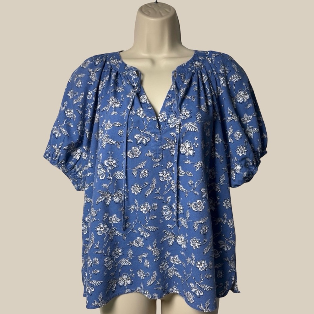 LOFT Blue White Floral Puff Sleeve Blouse Top Split Tie Neck Cottagecore Boho S